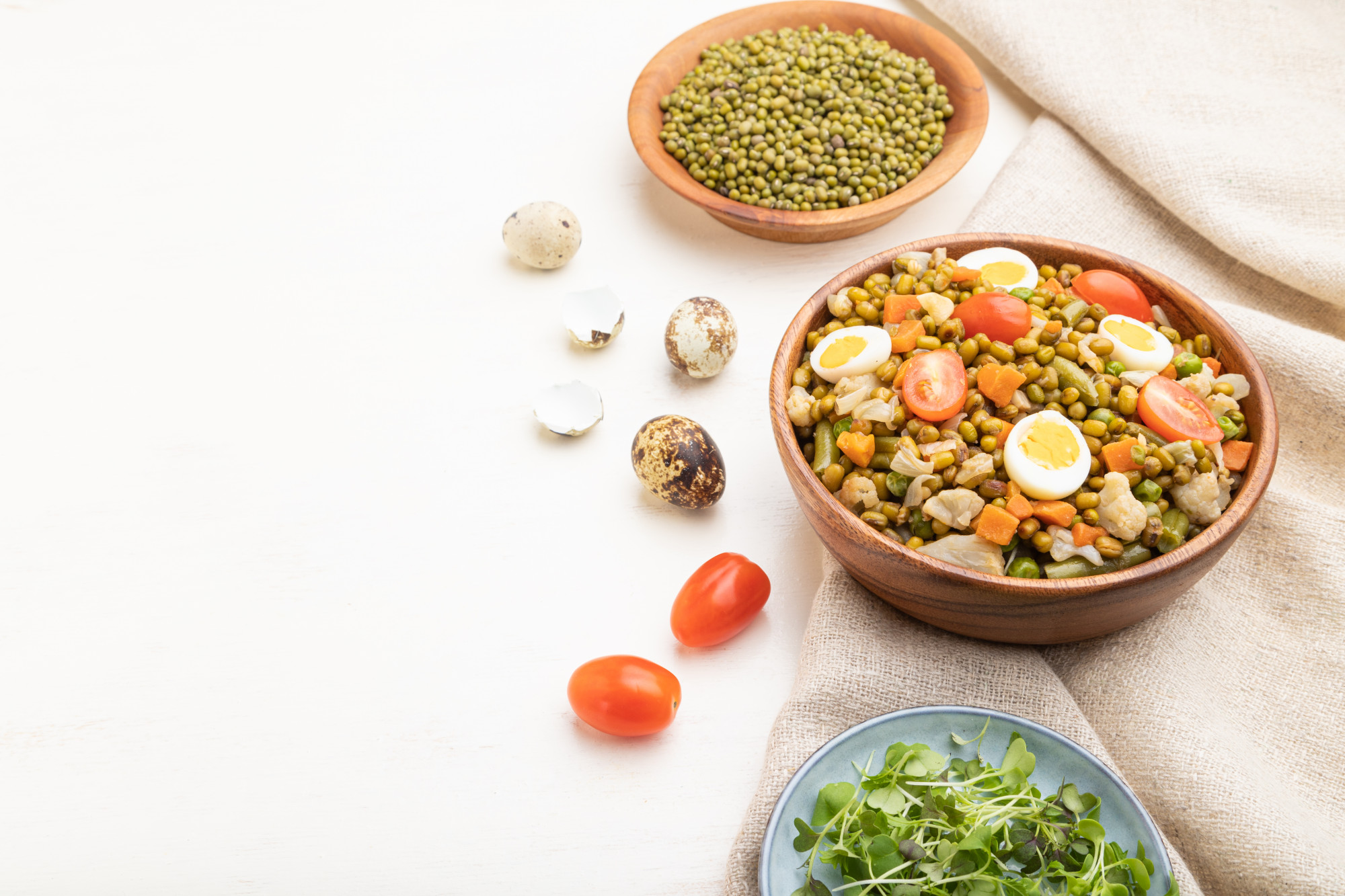 Bowl with grains and vegetables